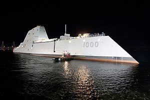 300px-USS_Zumwalt_(DDG-1000)_at_night
