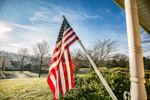 flag not wrapped around pole